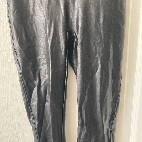 Maternity Faux Leather Leggings - Picture 3 of 7